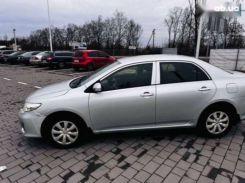 Toyota Corolla 2012 - фото 16