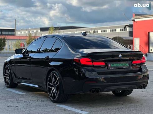 BMW 5 серия 2018 - фото 7