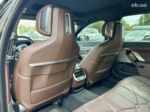 BMW 7 серия 2023 - фото 21