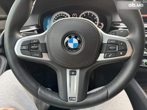 BMW 5 серия 2018 белый - фото 8