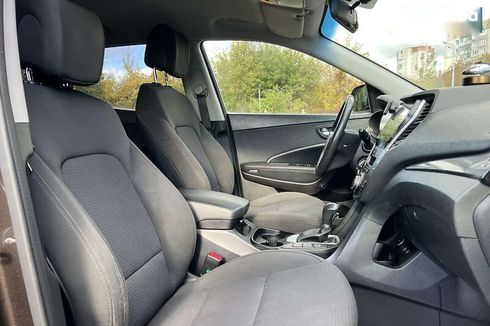 Hyundai Santa Fe 2017 - фото 17
