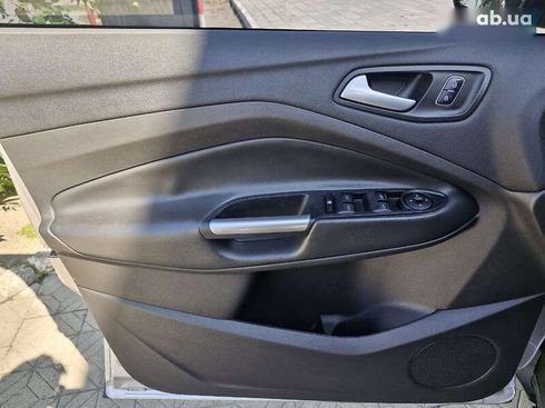 Ford Escape 2017 - фото 11