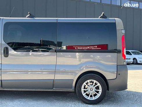 Renault Trafic 2014 серый - фото 6