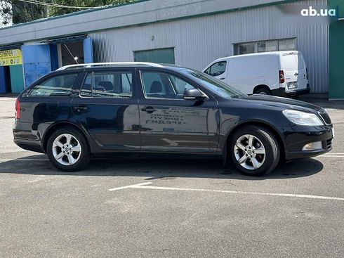 Skoda Octavia 2010 - фото 4