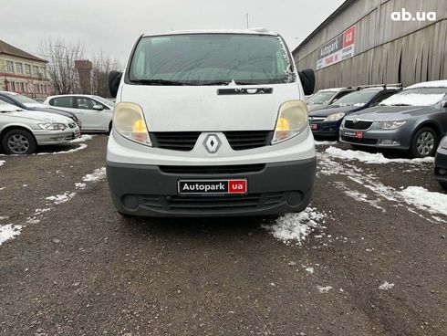 Renault Trafic 2010 белый - фото 2