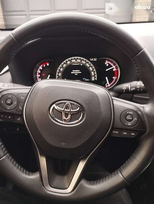 Toyota RAV4 2019 - фото 2