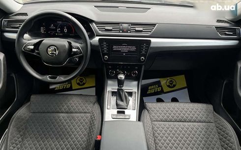 Skoda Superb 2023 - фото 10