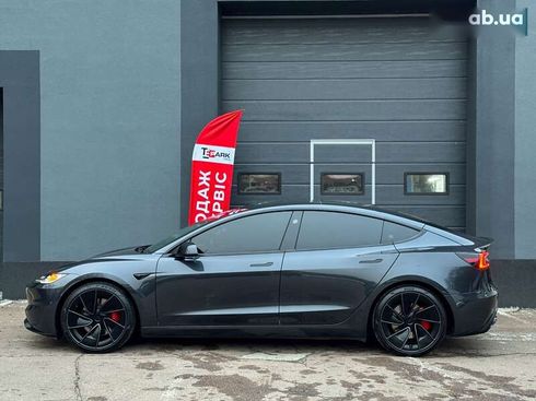 Tesla Model 3 2024 - фото 6