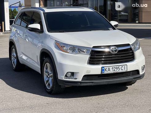 Toyota Highlander 2015 - фото 8