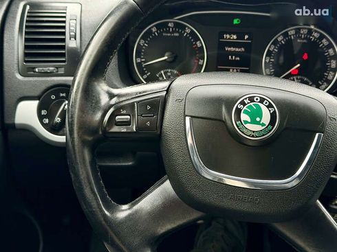 Skoda Octavia 2010 - фото 19