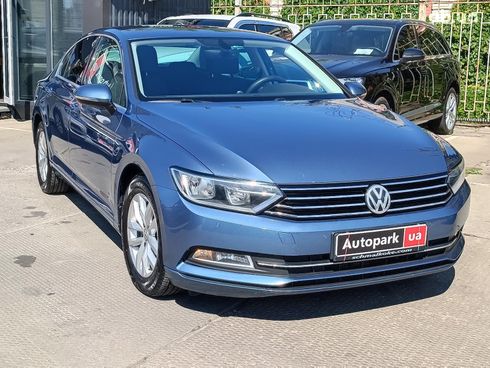 Volkswagen Passat 2015 синий - фото 14