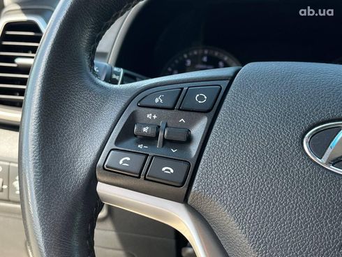 Hyundai Tucson 2018 бежевый - фото 34