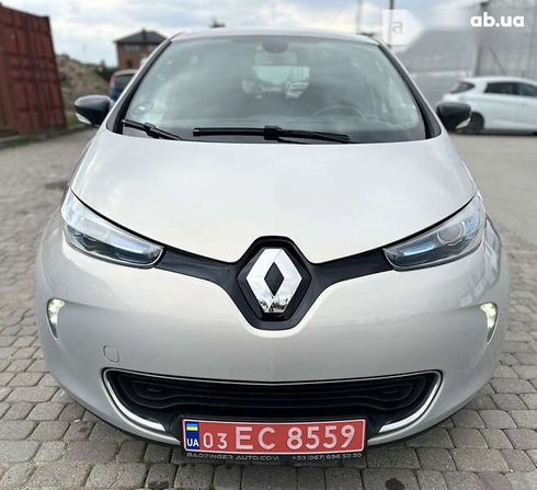 Renault Zoe 2017 - фото 8