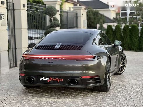 Porsche 911 2019 - фото 20