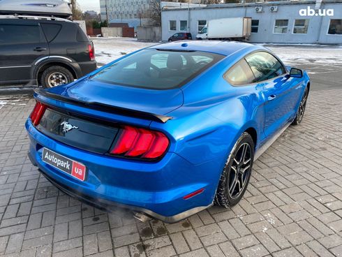 Ford Mustang 2020 синий - фото 5