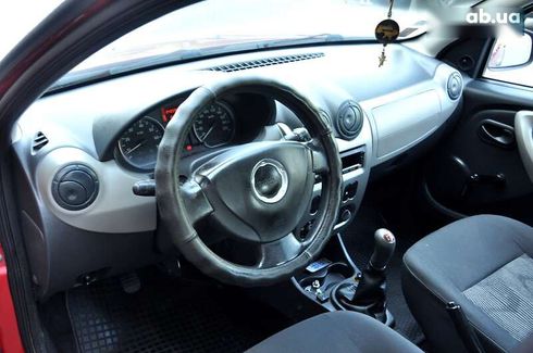 Dacia Sandero 2010 - фото 16