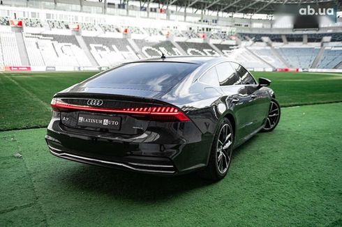 Audi A7 2020 - фото 18