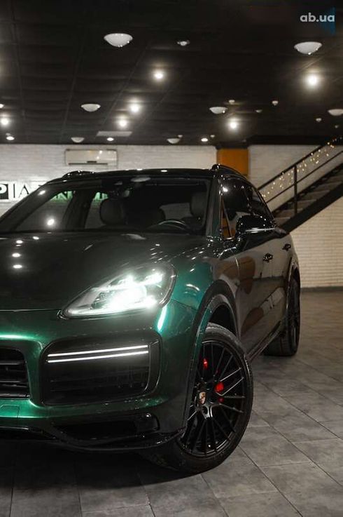 Porsche Cayenne 2019 - фото 27