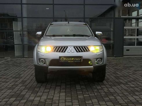 Mitsubishi Pajero Sport 2013 - фото 2