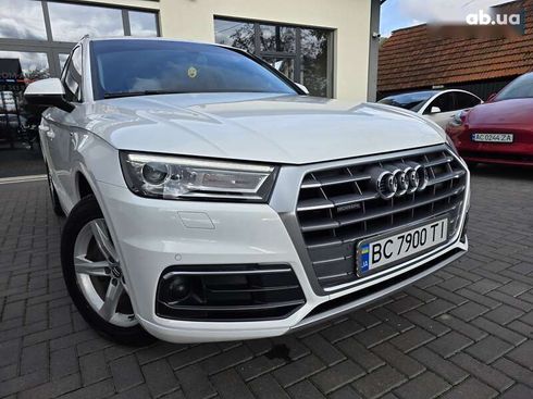 Audi Q5 2017 - фото 27