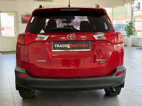 Toyota RAV4 2013 - фото 11