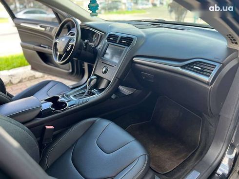 Ford Fusion 2013 - фото 22