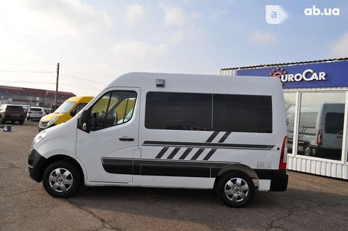 Renault Master 2017 - фото 15