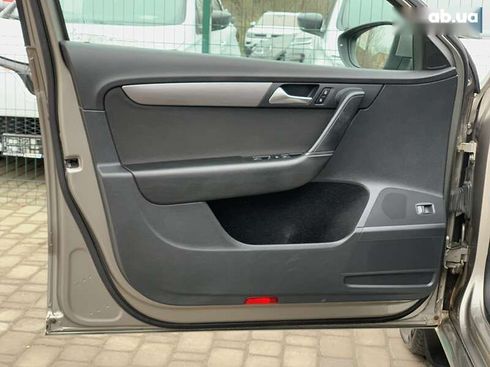 Volkswagen Passat 2012 - фото 23
