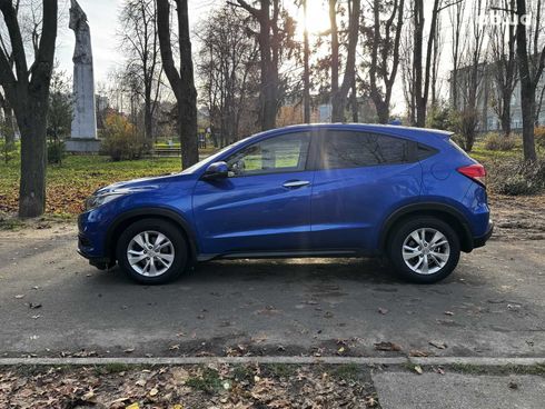Honda HR-V 2018 синий - фото 12