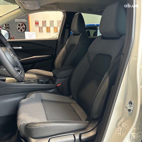Nissan Qashqai 2025 белый - фото 7