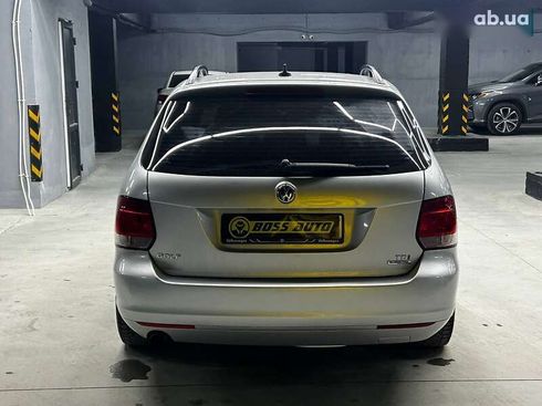 Volkswagen Golf 2010 - фото 5
