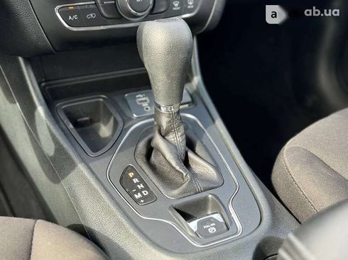 Jeep Cherokee 2018 - фото 25