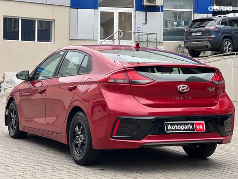 Hyundai Ioniq 2019 красный - фото 9