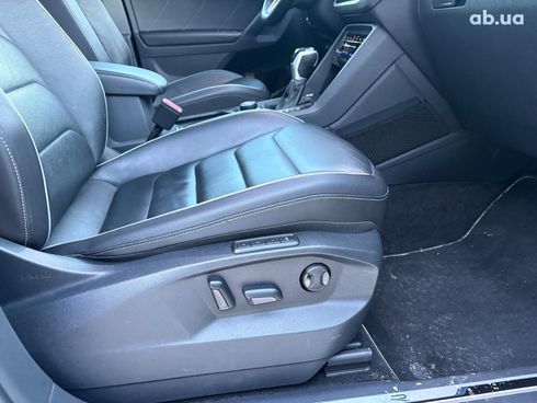 Volkswagen Tiguan 2020 черный - фото 33