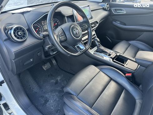 MG 3 2022 белый - фото 16