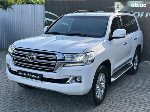 Toyota Land Cruiser 2019 - фото 7