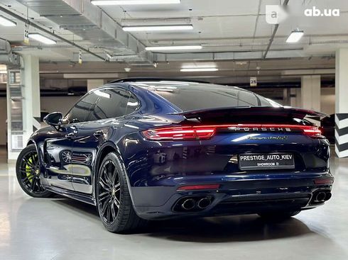 Porsche Panamera 2017 - фото 27