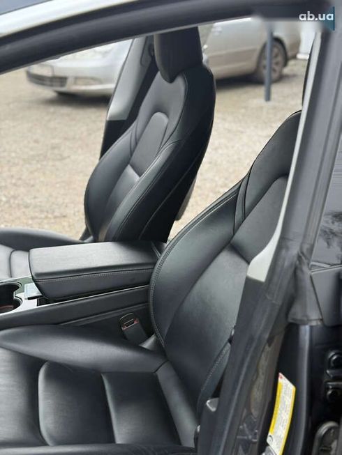 Tesla Model 3 2019 - фото 18