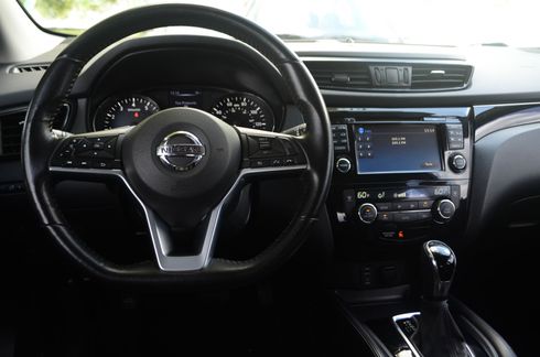 Nissan Rogue 2017 оранжевый - фото 16