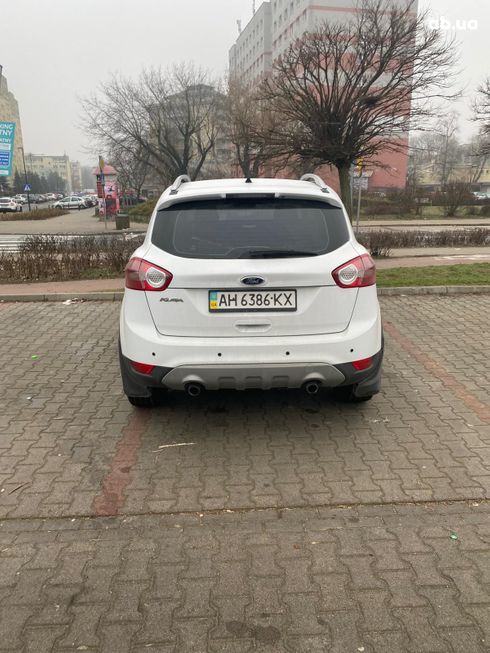 Ford Kuga 2012 белый - фото 3