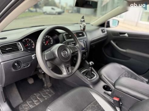 Volkswagen Jetta 2011 - фото 15