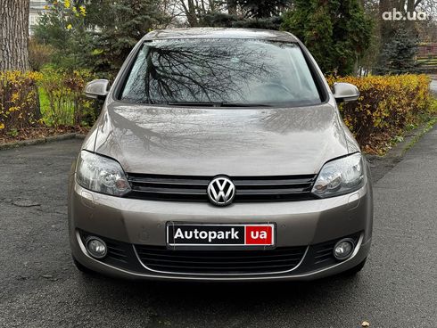 Volkswagen Golf Plus 2011 коричневый - фото 2