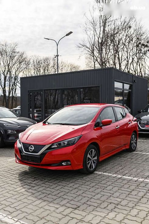 Nissan Leaf 2021 - фото 3