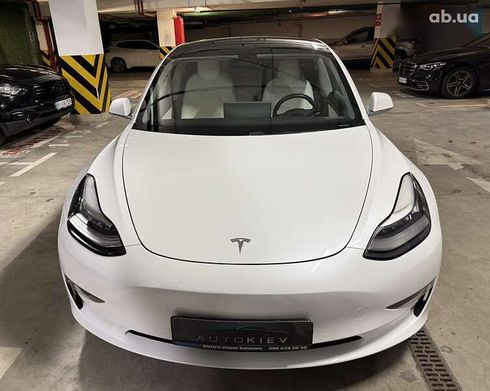 Tesla Model 3 2019 - фото 4