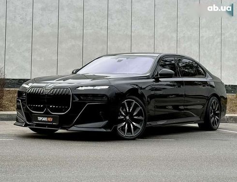 BMW 7 серия 2023 - фото 29
