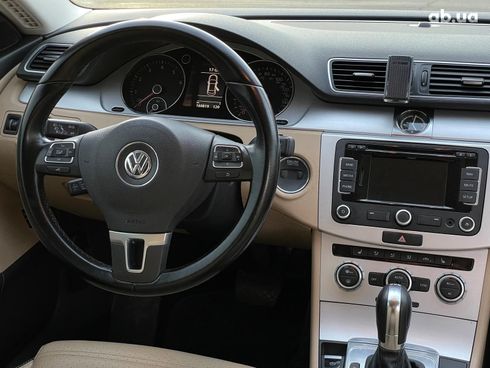 Volkswagen Passat CC 2012 белый - фото 21