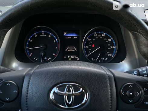 Toyota RAV4 2018 - фото 24