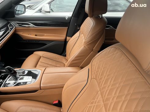 BMW 7 серия 2020 - фото 24