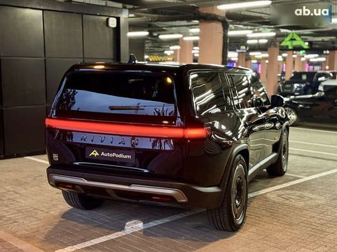 Rivian R1S 2023 - фото 8