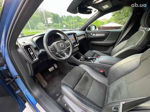 Volvo XC40 2021 - фото 9